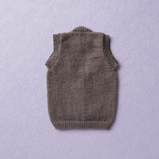 Vintage inspired Van Beren baby knit vest ZAK, handmade in Austria, high quality, environmentally friendly, baby shower, baby belly party, hand knitted, fair fashion, merino wool, VAN BEREN