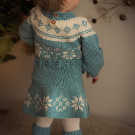 Knit sweater ALMA handknitted of virgin merino woolVAN BEREN