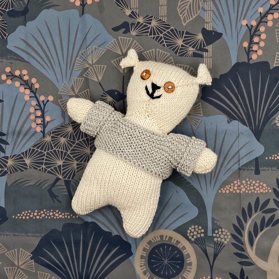 Van Beren knit bear LARS handmade in Austria of virgin merino wool