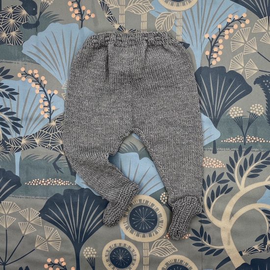 Baby leggings LETTER COLLECTION handknitted of merino wool VAN BEREN