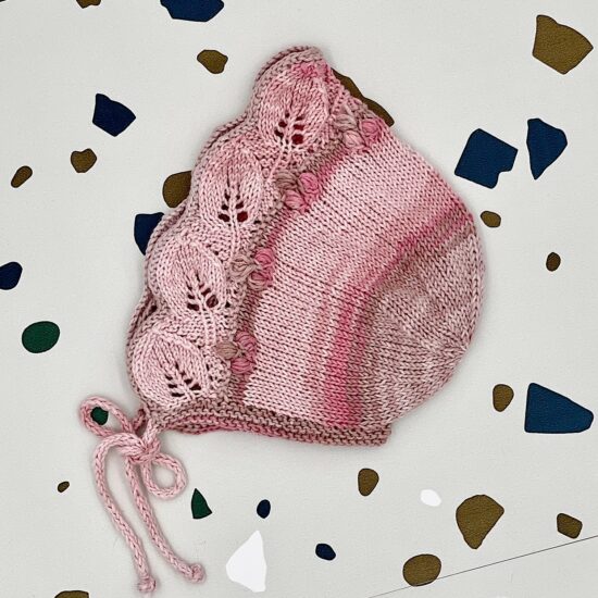 Knit bonnet AVIA handmade in Austria of organic cotton yarn VAN BEREN