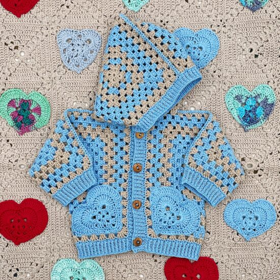 Crochet Blanket HEART BEAT handmade in Austria of organic cotton yarn VAN BEREN