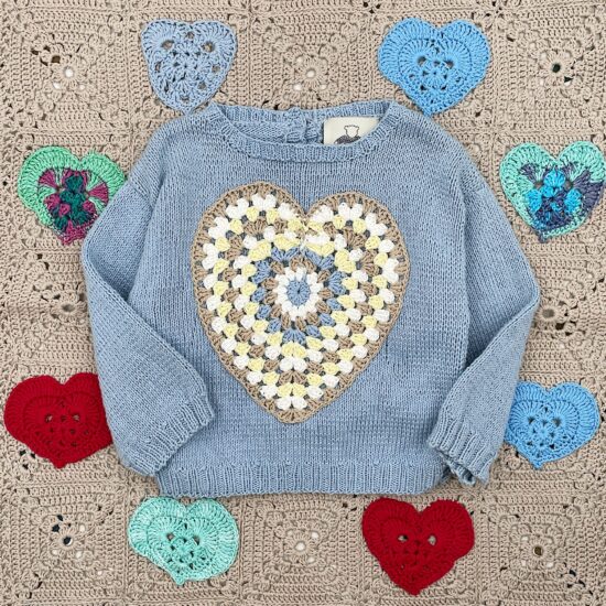 Knit sweater HEART BEAT handmade in Austria of organic cotton yarn VAN BEREN